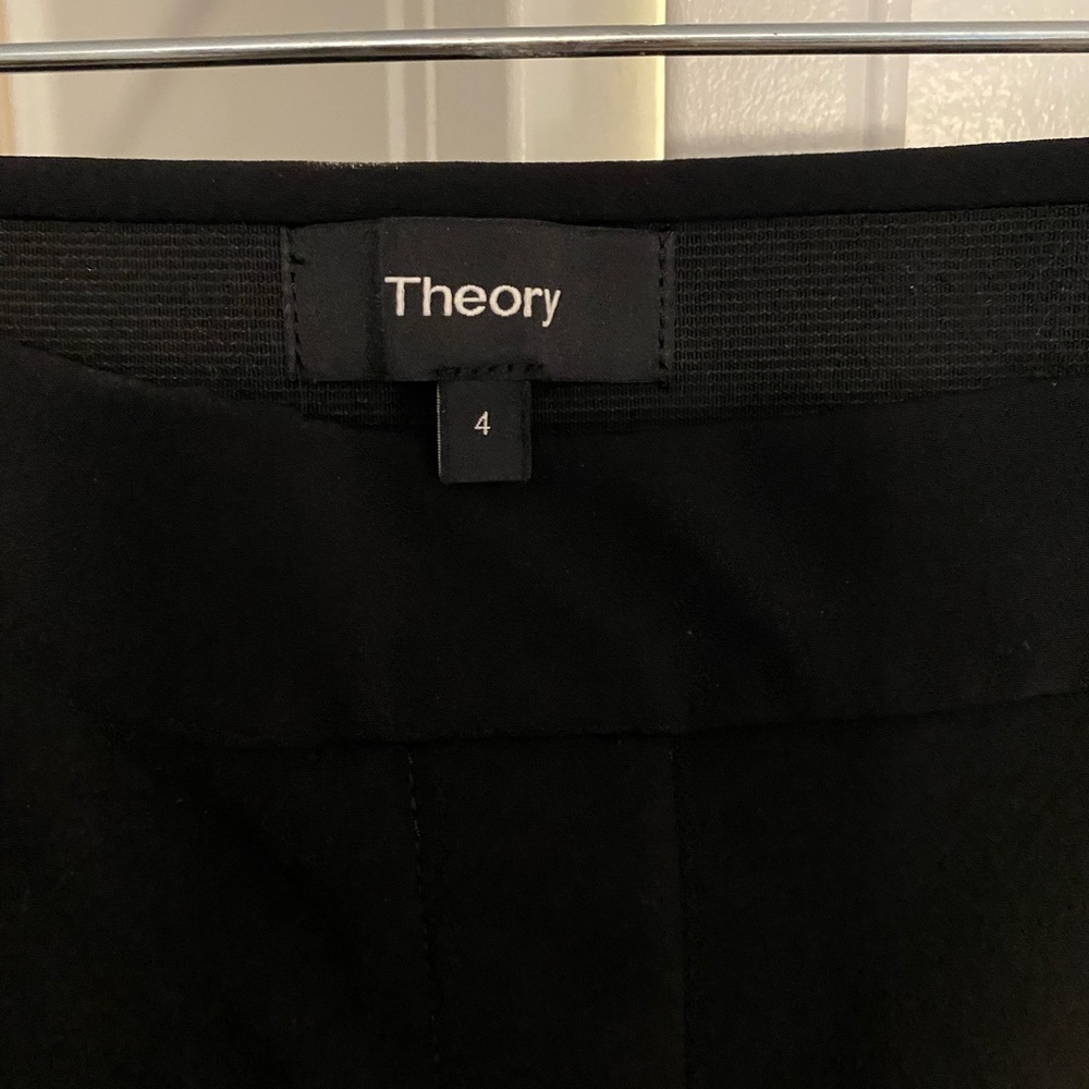 Theory tech pants. Black